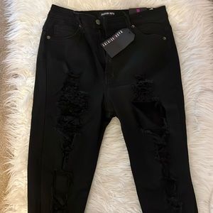 Black cropped jeans size 15
